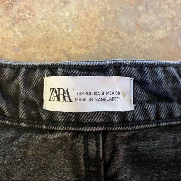 Zara Black Denim Cutoff Shorts Button Fly Distressed Destroyed Wom 8 High Rise - Picture 6 of 6